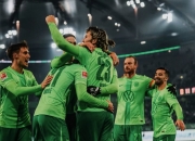 转会期英超焦点战，法兰克福刷新队史纪录，话题不断，赛程密集仍需轮换的简单介绍